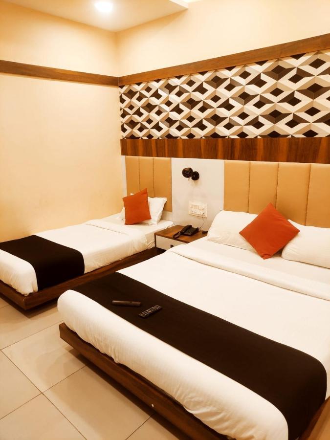 Hotel Keerthana Puttur Puttur  ภายนอก รูปภาพ